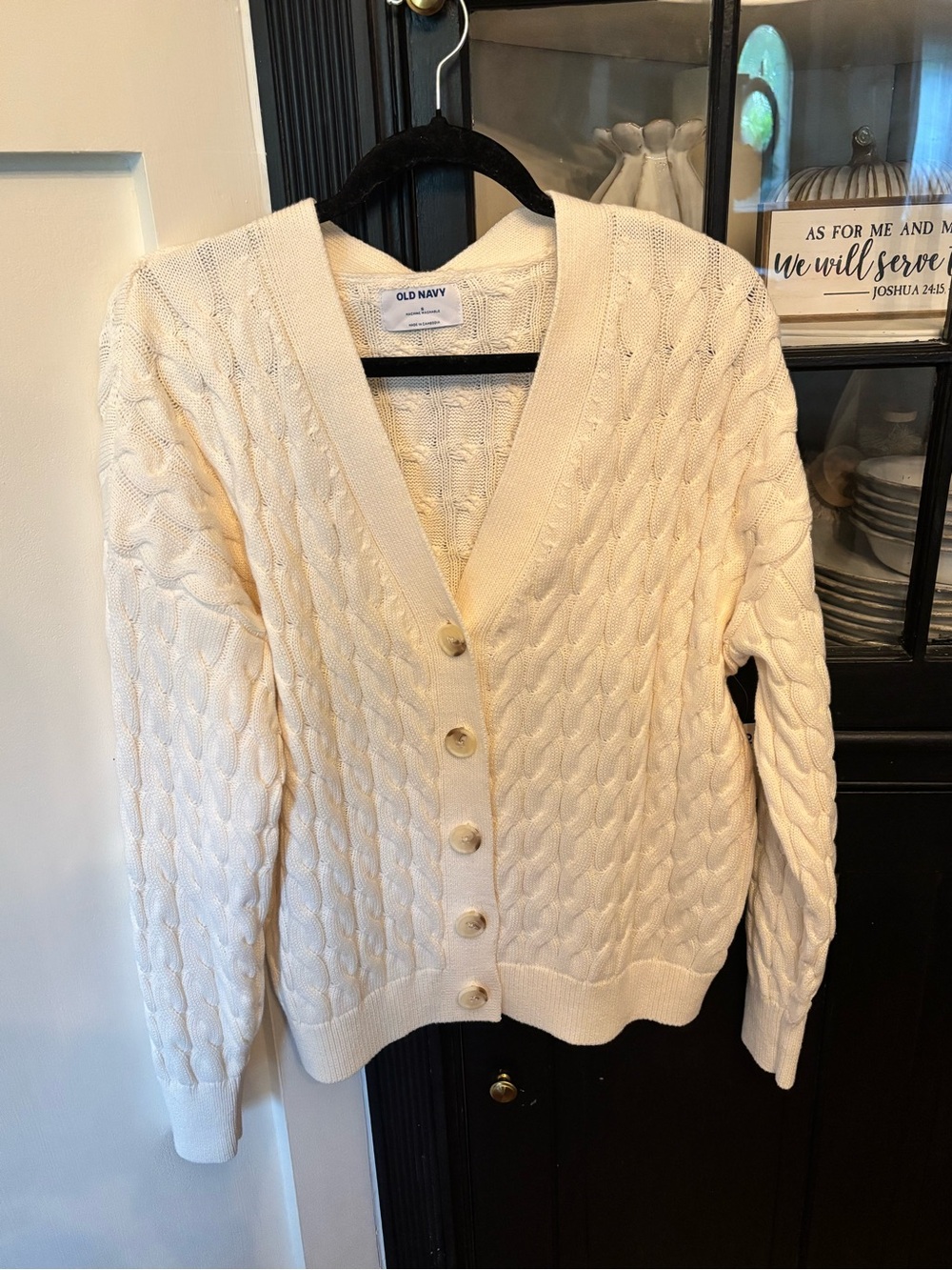 Old Navy Cream Cable Knit Button-Front Cardigan